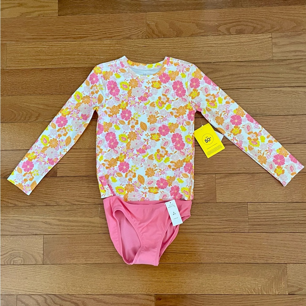 Gap Kids Girls Rash Guard Two-Piece Bathing Suit, Size Small (6-7)